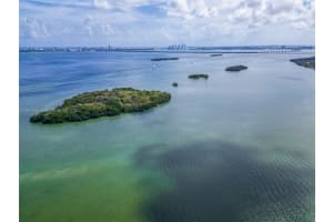 880 NE 69th St APT 10R, Miami, FL 33138, - MLS#A11917685