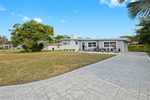 281 Iroquois St, Miami Springs, FL 33166, - MLS#A11917707