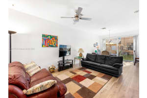 733 NW 170th Terrace, Pembroke Pines, FL 33028, - MLS#A11917712