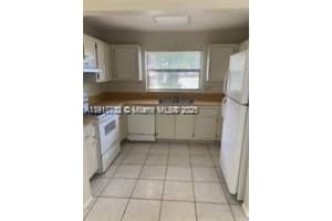 1314 White Pine Dr 8-b, Wellington