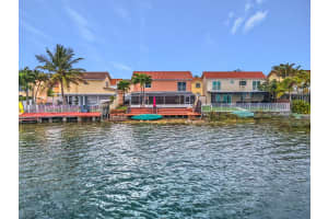 815 Nw 126th Ct Miami, FL 33182 - MLS#A11917748