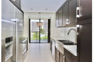 4000 Island Bl 1003, Aventura