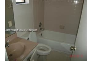 1318 White Pine Dr Wellington, FL 33414 - MLS#A11917799