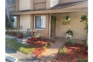 200 Wimbledon Lake Dr 200, Plantation