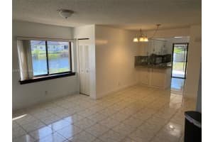 200 Wimbledon Lakes Dr #200, Plantation, FL 33324, - MLS#A11917854