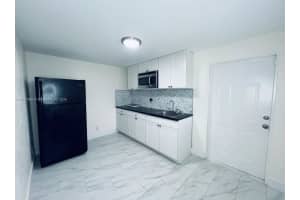 MLS# A11917906, West Park, Florida 33023