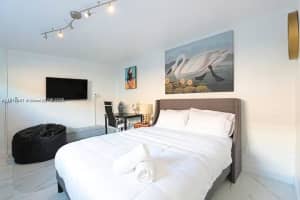 1100 Ne 1st Ave C Fort Lauderdale, FL 33304 - MLS#A11917931