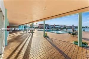 18555 NE 14th Ave APT 517, Miami, FL 33179, Sold 01/08/26