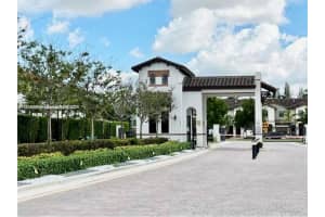 10620 Nw 88th St 212, Doral