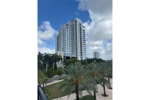 10 Sw South River Dr 712, Miami