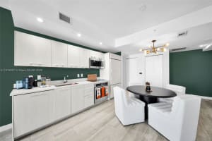 45 Sw 9th St 3909 Miami, FL 33130 - MLS#A11918007