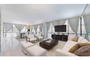 1000 Parkview Dr 431 Hallandale Beach, FL 33009 - MLS#A11918015