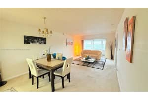 12900 Sw 13th St 413e, Pembroke Pines