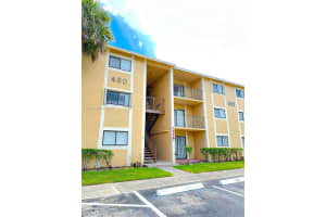 450 W Palm Cir W 104, Pembroke Pines