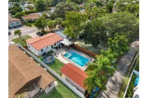 2215 Cleveland St, Hollywood