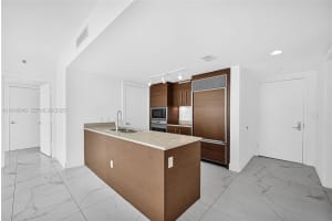 475 Brickell Ave APT 3113, Miami, FL 33131, - MLS#A11918046