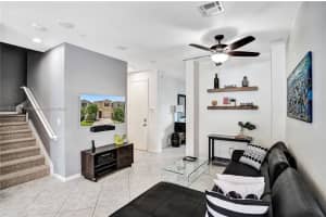 678 Ne 191st Ter Miami, FL 33179 - MLS#A11918057