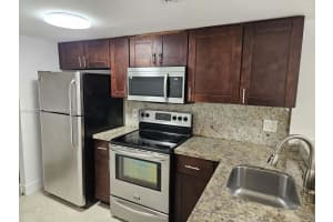 10725 Cleary Blvd 206, Plantation