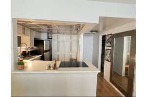 1228 West Ave 911, Miami Beach