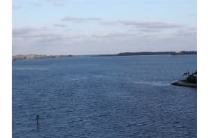 325 S Biscayne Blvd 921, Miami