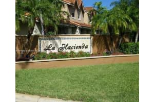 18306 Nw 68th Ave G, Hialeah