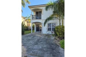 933 N Harbor Vw N Hollywood, FL 33019 - MLS#A11918093