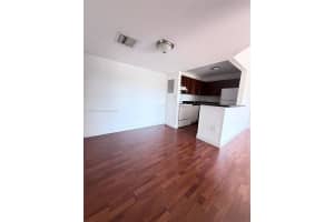 7100 NW 179th St APT 305, Hialeah, FL 33015, - MLS#A11918116