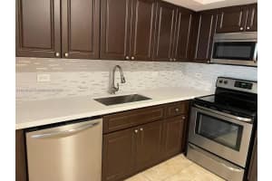 3690 N 56th Ave APT 916, Hollywood, FL 33021, - MLS#A11918124