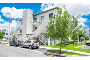 10290 Nw 64th Ter 103 Doral, FL 33178 - MLS#A11918158