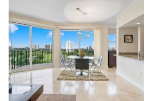 20000 E Country Club Dr 1102, Aventura