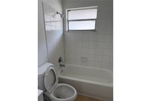 2730 Nw 15th Ct 2 Fort Lauderdale, FL 33311 - MLS#A11918194