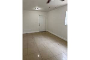 2730 Nw 15th Ct 2 Fort Lauderdale, FL 33311 - MLS#A11918194