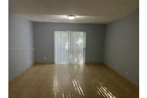 9907 Westwood Dr 34-2 Tamarac, FL 33321 - MLS#A11918227