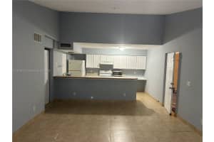 9907 Westwood Dr 34-2 Tamarac, FL 33321 - MLS#A11918227