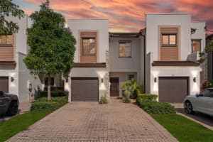 245 Ne 210th St, Miami 245 Ne 210th St, Miami