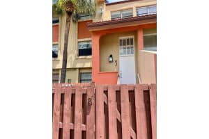 9961 NW 9th St Cir Apt 8-18, Miami, FL 33172, - MLS#A11918263