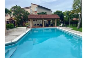 9961 NW 9th St Cir Apt 8-18, Miami, FL 33172, - MLS#A11918263