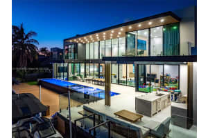 1102 Washington St, Hollywood, FL 33019, - MLS#A11918268