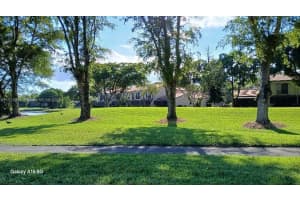 MLS# A11918281, Doral, Florida 33178