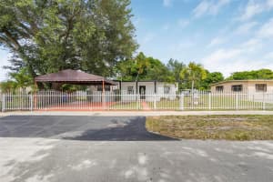 16401 Nw 19th Ct Miami Gardens, FL 33054 - MLS#A11918294