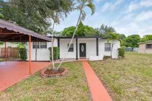 16401 Nw 19th Ct Miami Gardens, FL 33054 - MLS#A11918294