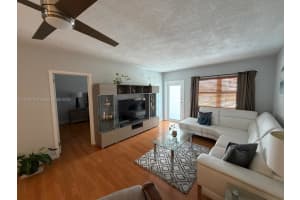 630 Layne Blvd APT 215, Hallandale Beach, FL 33009, - MLS#A11918319