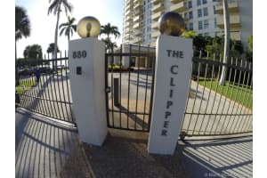 880 Ne 69th St 2j, Miami