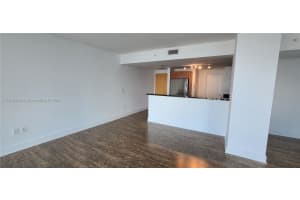 244 Biscayne Blvd 3109, Miami