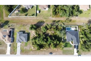 12 Nordendale Blvd North Port, FL 34288 - MLS#A11918346