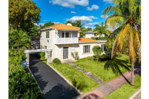 3586 Flamingo Dr Miami Beach, FL 33140 - MLS#A11918348