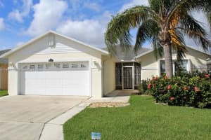 6737 Campanilla, Fort Pierce