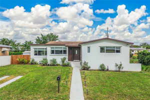 7901 Sw 22nd St, Miami