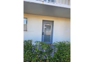 8450 Sunrise Lakes Blvd 106, Sunrise