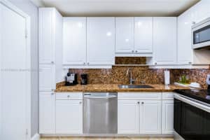 12800 Sw 43rd Dr 102-b Miami, FL 33175 - MLS#A11918389